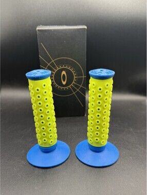 Oakley B-1B BMX Bike Grips Neon Green/Blue